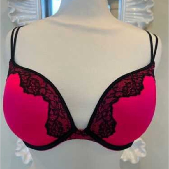 Victoria's Secret Other - Victoria’s Secret, pink and black lace push-up bra.  Size 32B